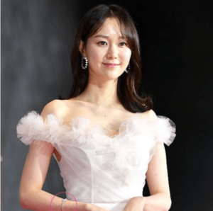Lee Yoo Young's Surprise: Marriage & Motherhood