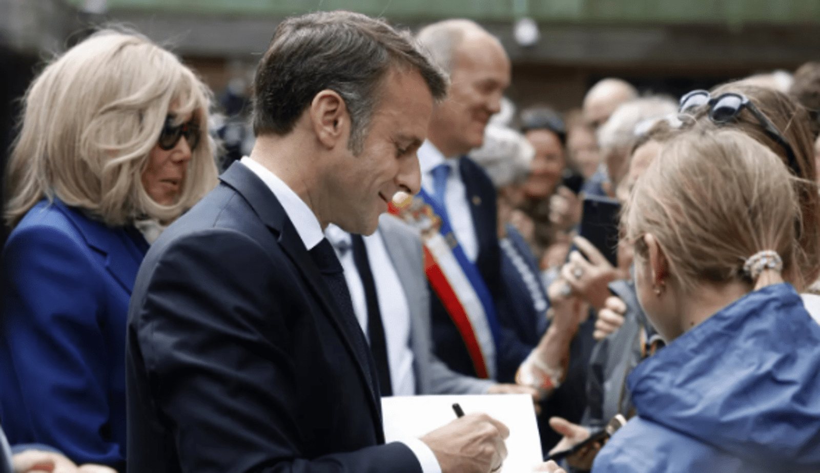 French Elections: High Stakes in Second Round Voting