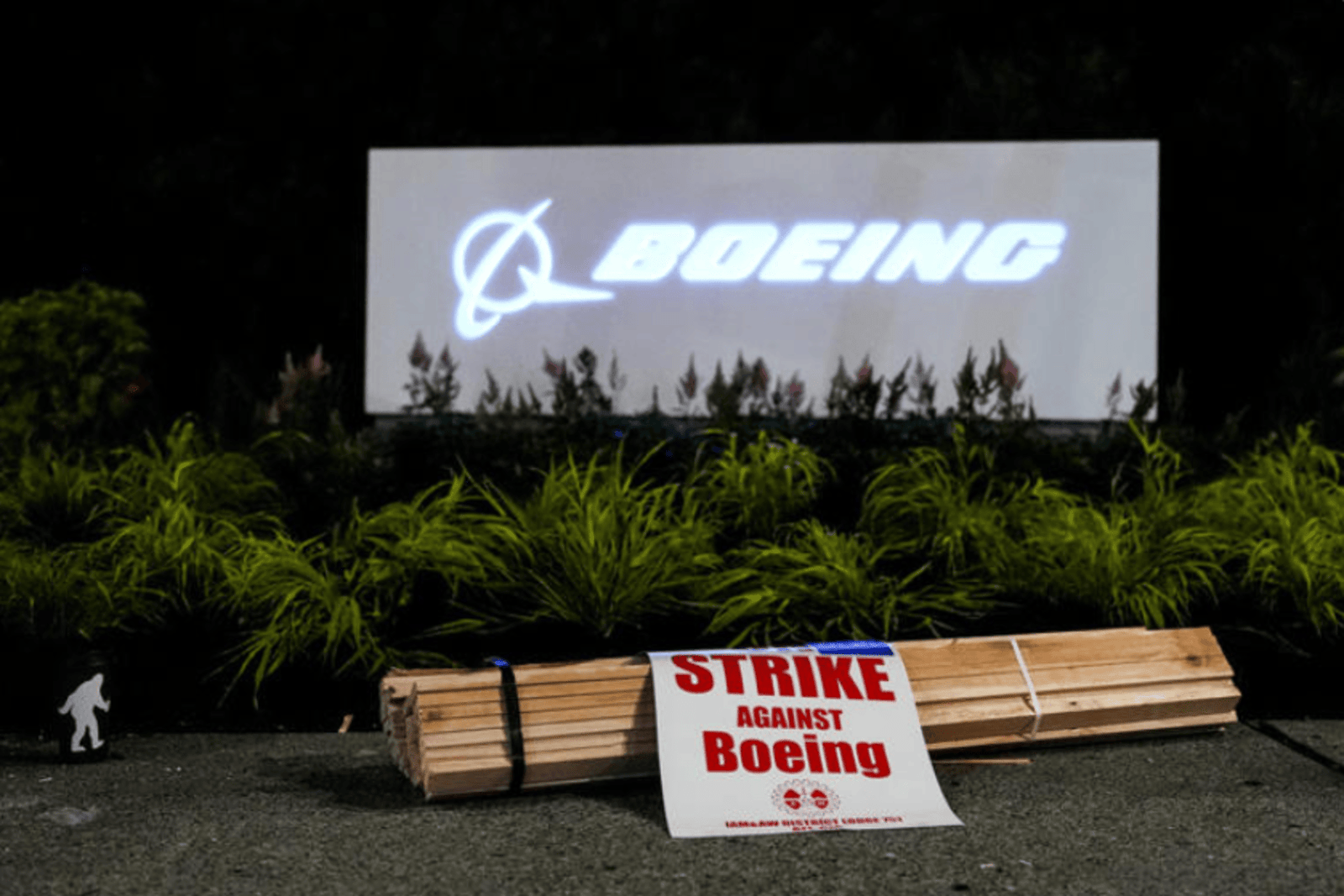 Boeing Strike Crisis: 5 Major Industry Impacts