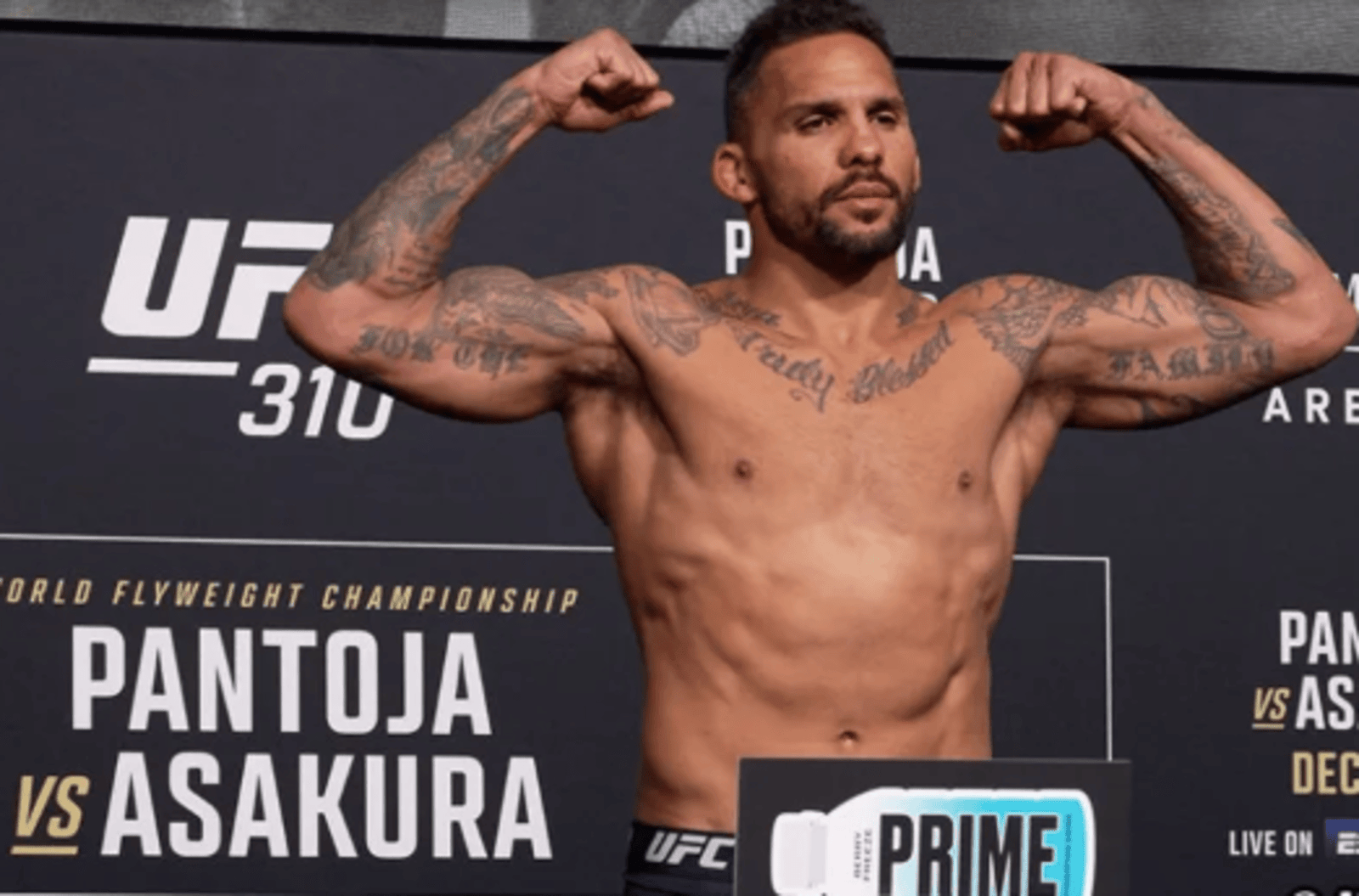 Eryk Anders Stuns Weidman with UFC 310 TKO