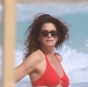 Cindy Crawford 58 Radiates Beauty in Cancun. Cindy Crawford's Ageless Beauty on Display in Cancun